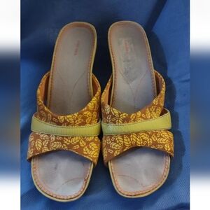 Diesel mule slides, size 9 heel kittens